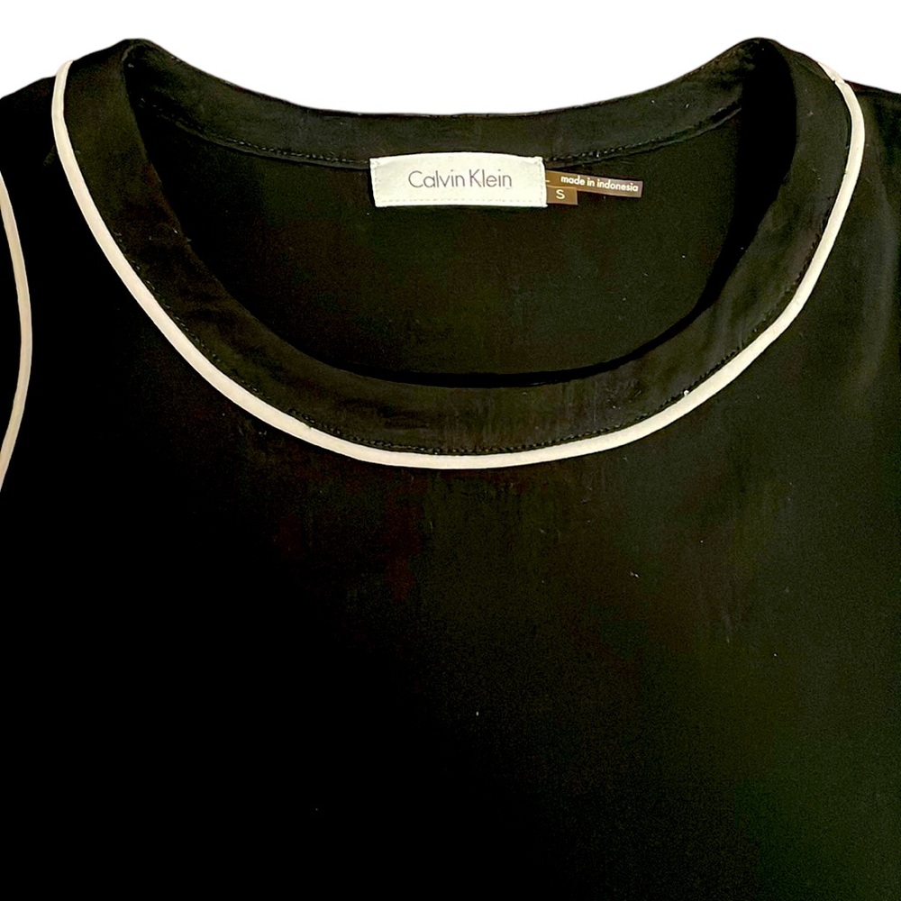 Calvin Klein Black Sleeveless with White Trim High-Low Women’s Top Size S - Picture 10 of 10